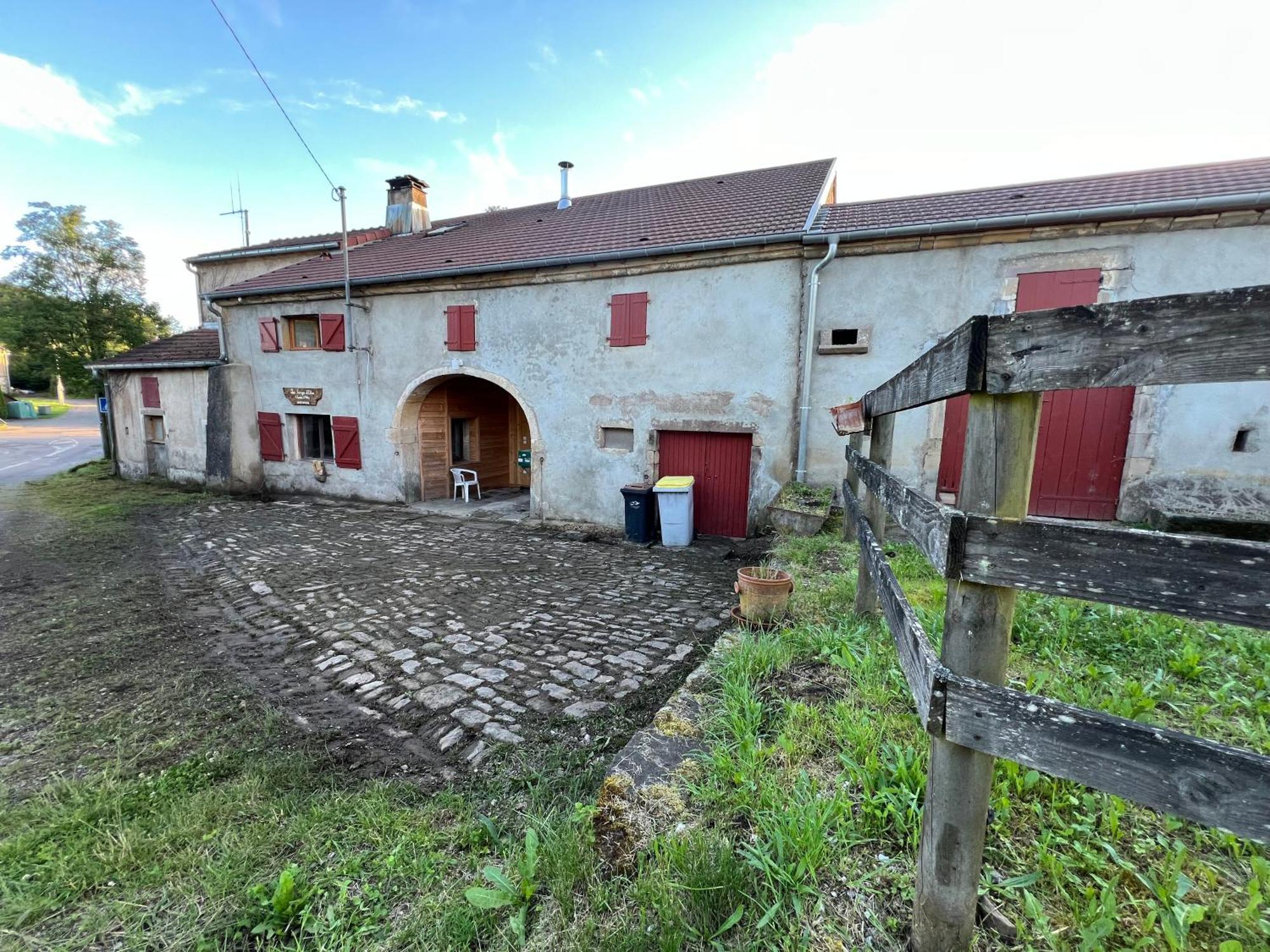 Aux Songes D'Elise Apartment Belmont  Luaran gambar